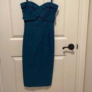Brand New MIDI dress. XS